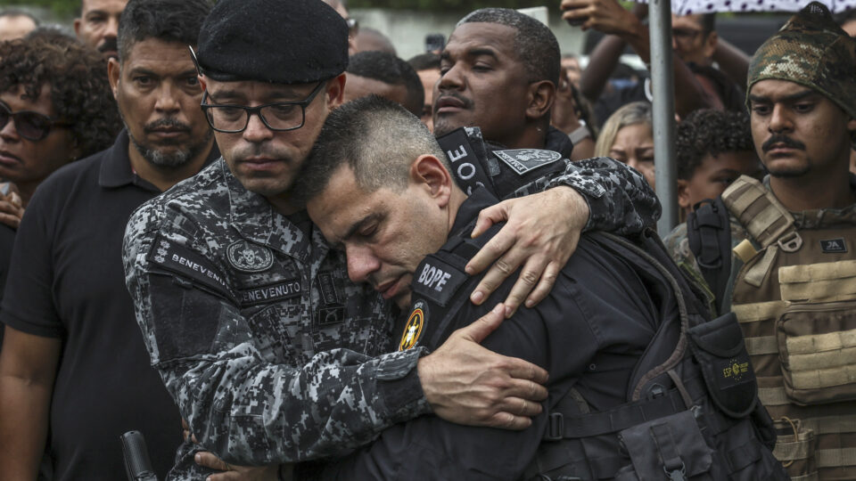 Após 20 dias internado, morre o 5º policial baleado em megaoperação no RJ