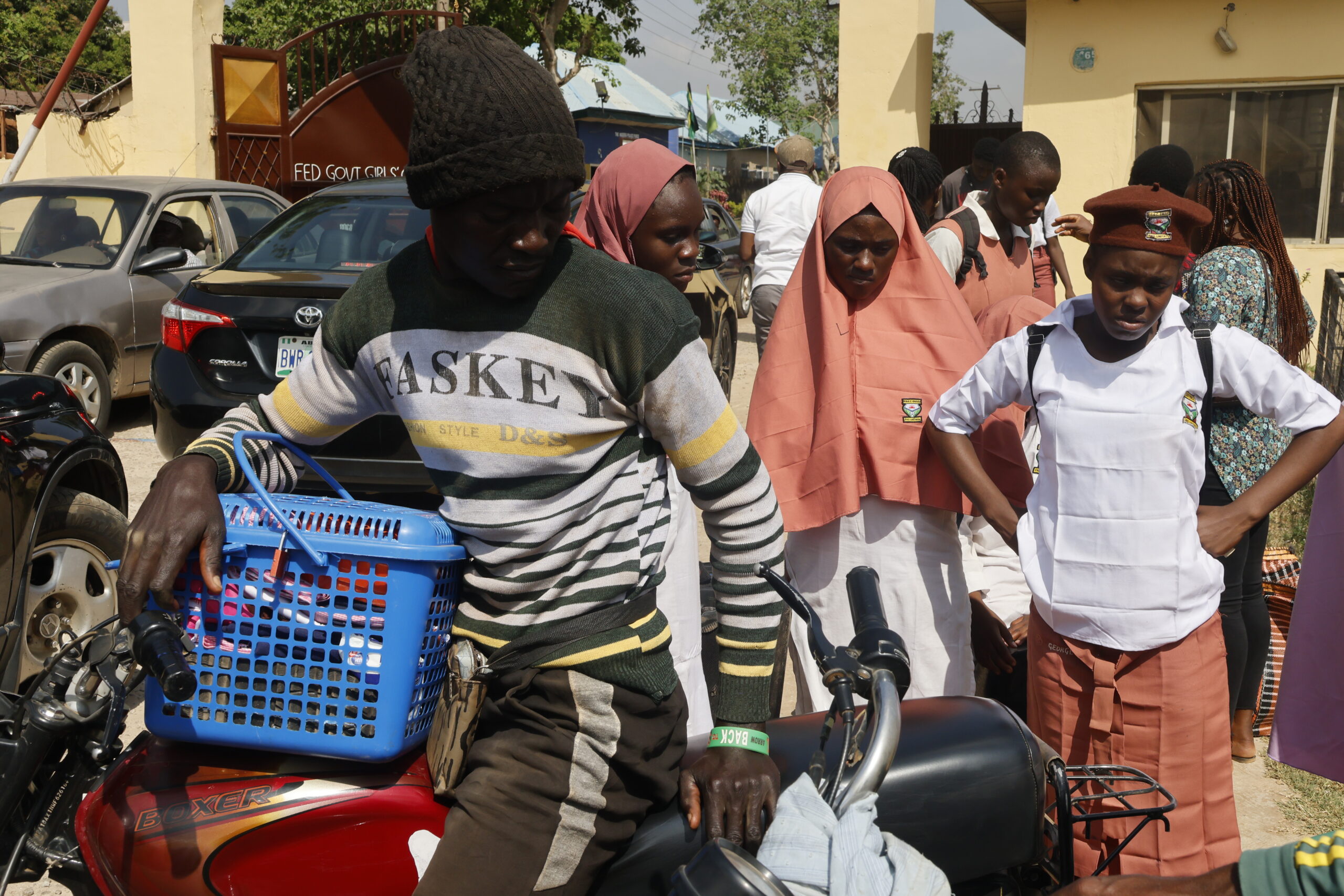 Terroristas armam emboscada e matam mais de 100 na Nigéria