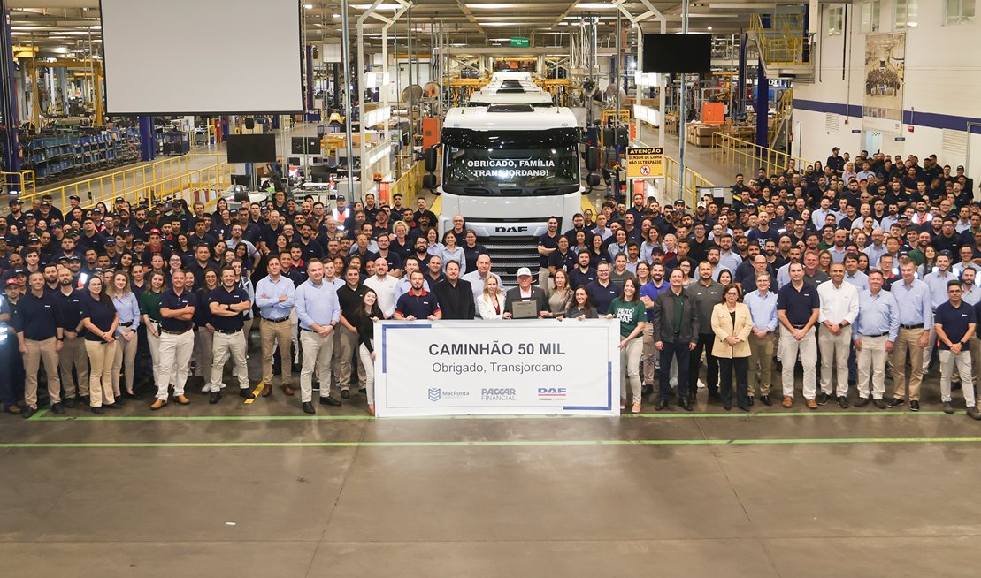 TransJordano Transportes recebeu o caminhão 50.000 da DAF.