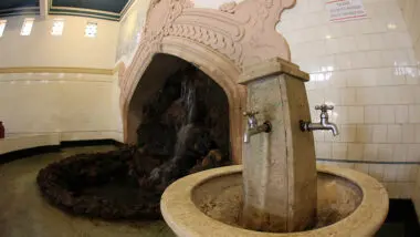 A Fonte Dona Beja revela o poder das águas radioativas que ajudaram a transformar Araxá em referência nacional em terapias naturais.