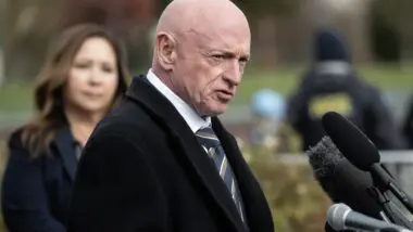 pentágono senador democrata