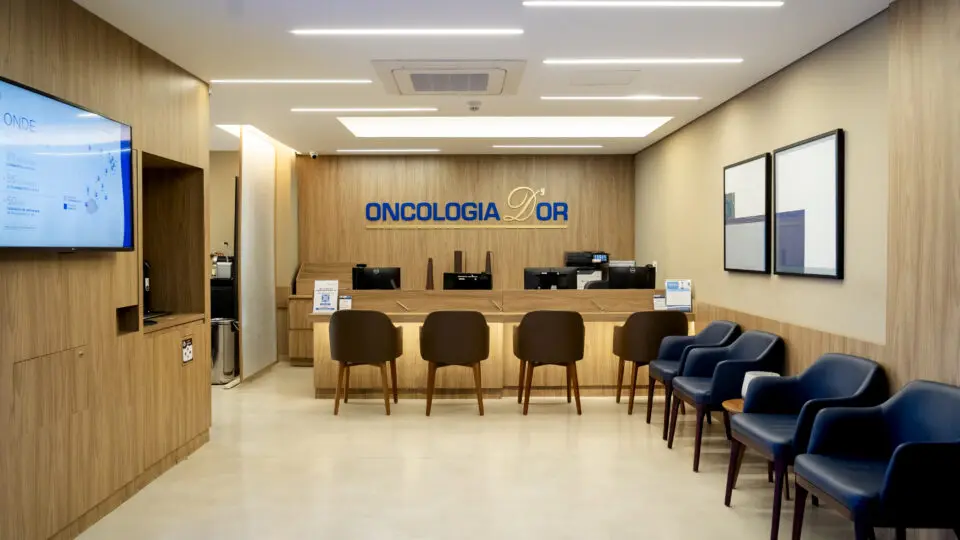 A área da Oncologia conta com leitos específicos para internação, time dedicado e treinado, além de apoio multidisciplinar (psicológico e nutricional) para a melhoria do cuidado.