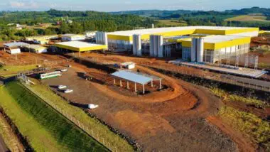 Fábrica de queijos da Piracanjuba em São Jorge D’Oeste entra em operação com capacidade para produzir 39 mil toneladas por ano.