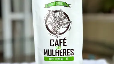 História do Café das Mulheres, marca das cafeicultoras do Norte Pioneiro paranaense, foi contada na reportagem finalista do prêmio