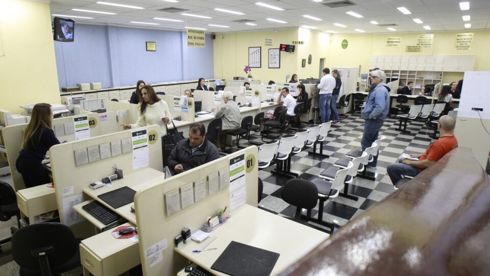 Cartórios do Paraná defendem reajuste de taxas e afirmam ter os menores valores do país