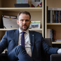 Dario Durigan, o número dois da Fazenda, que pode assumir a pasta com saída de Haddad Imagem referente a matéria