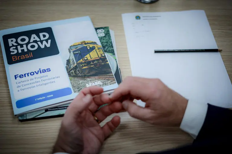 Lançamento da Política Nacional de Outorga de Ferrovias, pelo Ministério dos Transportes.