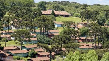 Novo resort em Faxinal do Céu promete impulsionar o Pinhão, gerar empregos e inaugurar uma fase de crescimento turístico no centro-sul do Paraná.