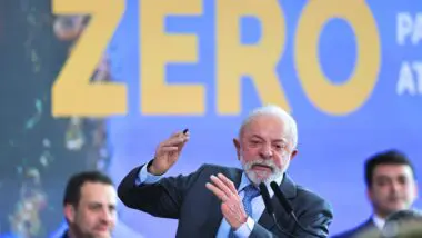 Presidente Lula discursa durante cerimônia de sanção da isenção do Imposto de Renda para quem ganha até R$ 5 mil, no Palácio do Planalto.