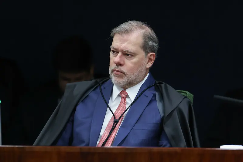Prevenção: Ministro Dias Toffoli, em sessão da Segunda Turma do STF. Com a distribuição de HCs em favor de Bolsonaro ao ministro, o colegiado pode julgar, em grau de recurso, ações sobre o ex-presidente.