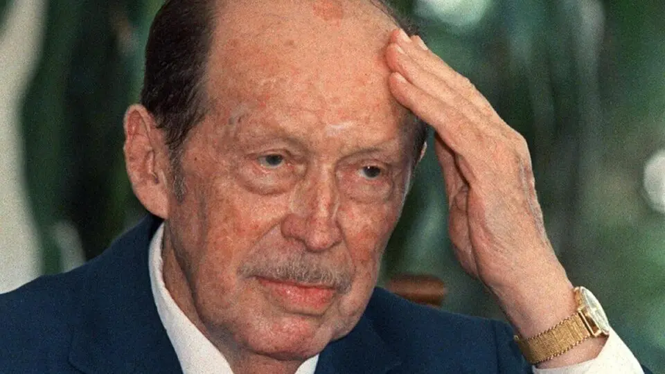 Alfredo Stroessner consolidou um dos regimes mais longos e repressivos da América do Sul, marcado por perseguições e milhares de vítimas.