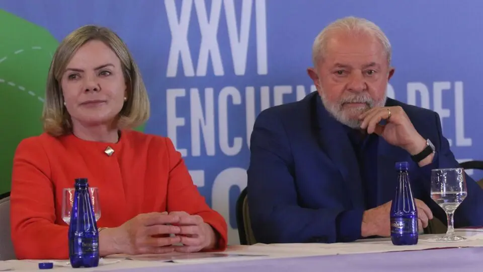 Gleisi e Lula