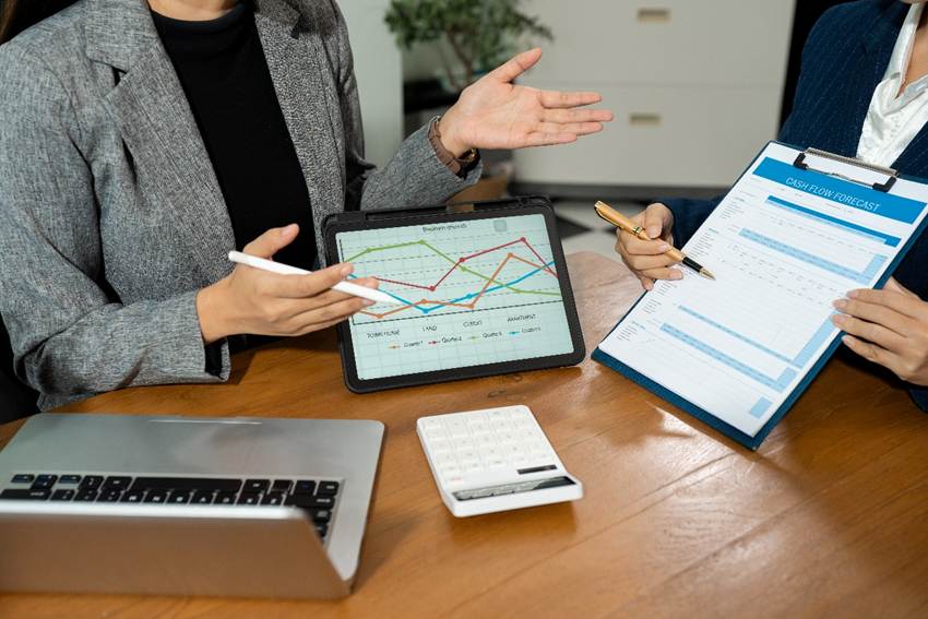 Acordos e reorganizações empresariais fazem parte da estratégia de crescimento e fortalecimento das companhias em um mercado cada vez mais competitivo.