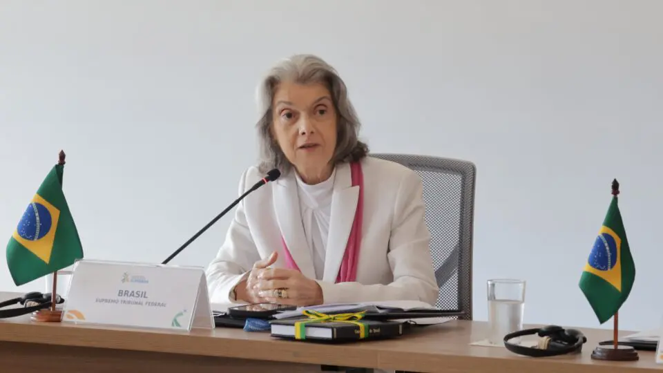 Discurso: Cármen Lúcia fala durante o X Encontro do Fórum de Cortes Supremas do Mercosul . Na ocasião, ela disse que o STF garantiu a democracia e os direitos fundamentais.