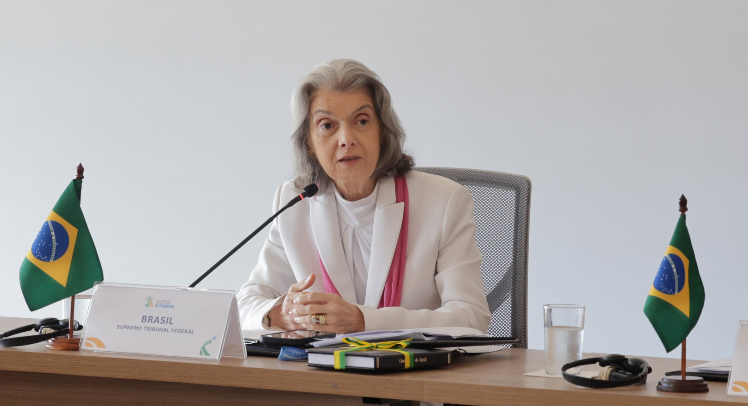 Discurso: Cármen Lúcia fala durante o X Encontro do Fórum de Cortes Supremas do Mercosul . Na ocasião, ela disse que o STF garantiu a democracia e os direitos fundamentais.