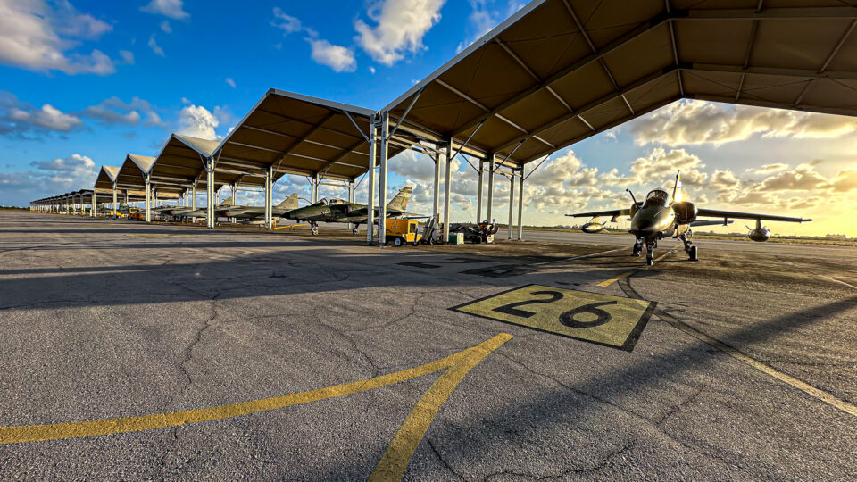 FAB dispara primeiros mísseis Meteor com caças Gripen no ar de Natal (RN); veja vídeo
