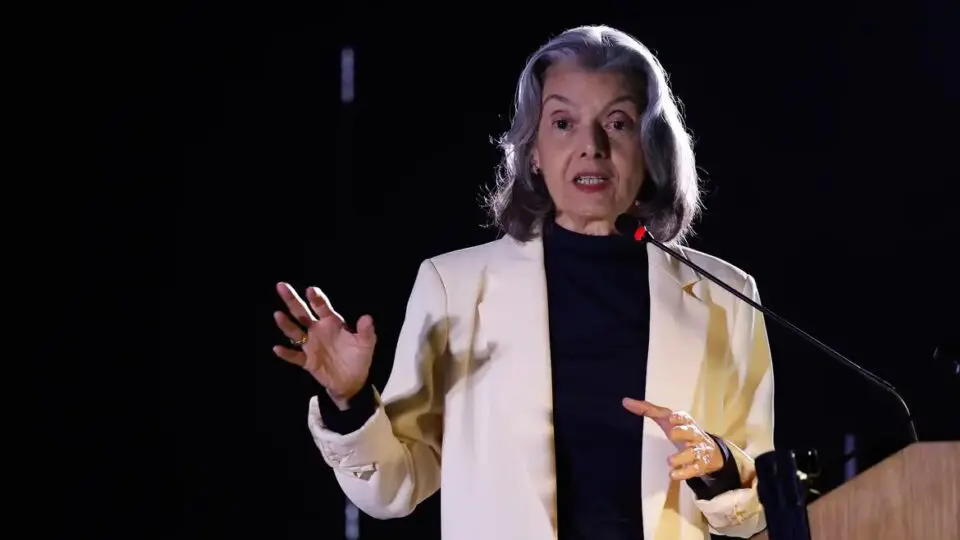 Cármen Lúcia discursa na Festa Literária da Casa de Rui Barbosa.