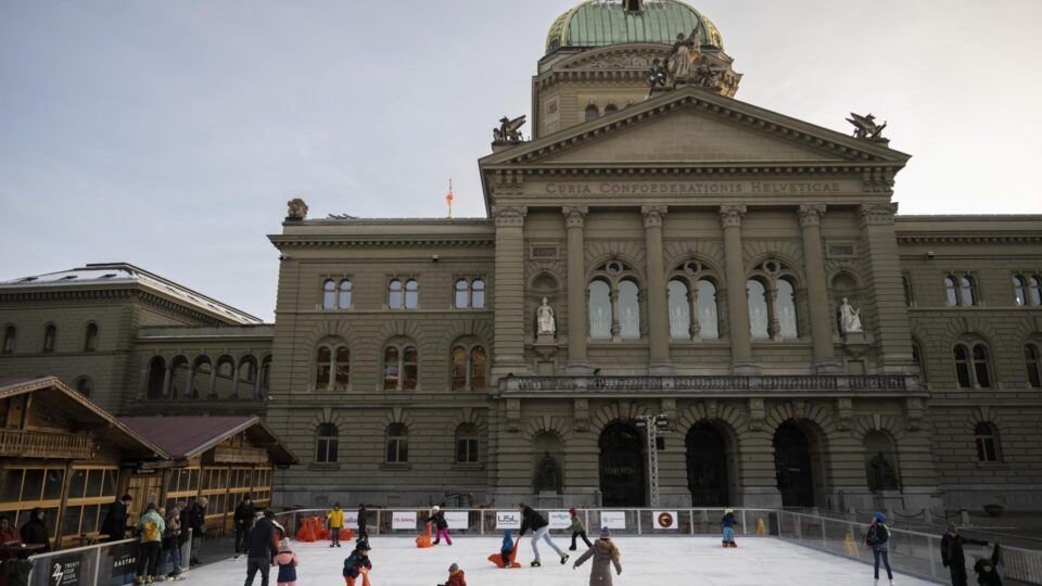 Suíça: 78% votam contra imposto sobre grandes heranças