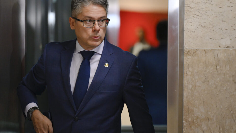 Relator do PL antifacção amplia verbas para polícias e mantém penas duras em novo parecer