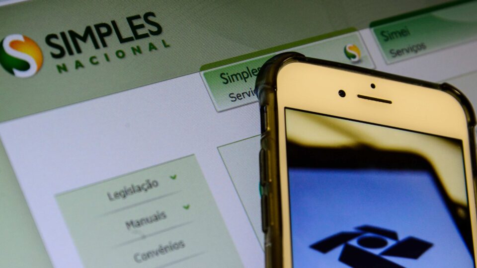 Nova taxação sobre empresários afronta isenção do Simples e deve parar na Justiça