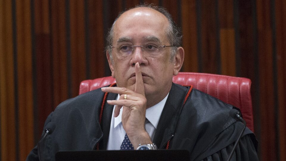 Parlamentares de direita reagem à blindagem do STF contra impeachment