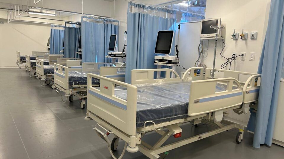 Atrasos na regulação de leitos elevam risco de mortes, aponta TCE-SC