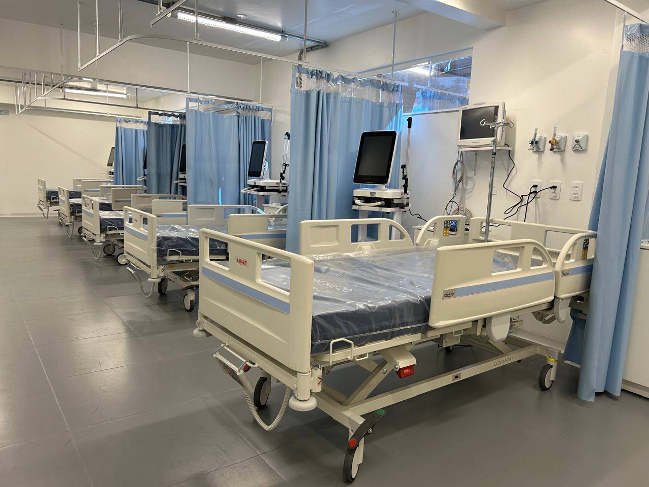 Em agosto, secretaria da Saúde divulgou o aumento de 291 novos leitos de UTI em SC.