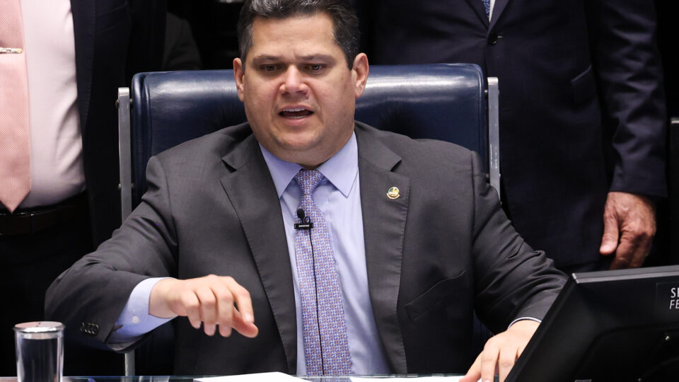 Alcolumbre acusa Gilmar de usurpar função do Congresso e mira acabar com monocráticas