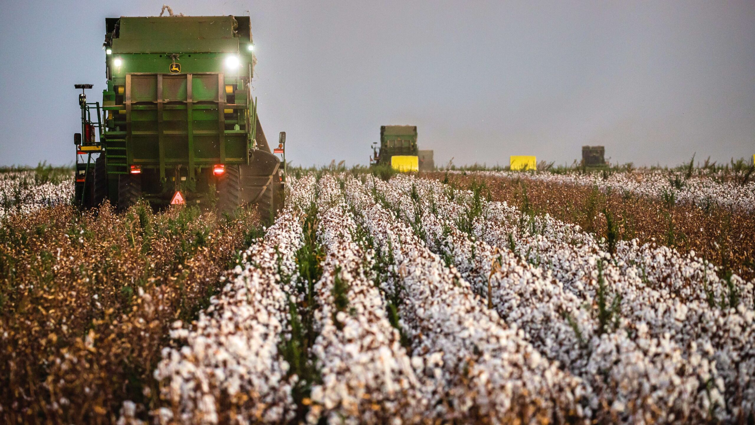 Máquinas agrícolas e peças passam a ser taxadas na implantação da reforma tributária, corroendo as margens de lucro do setor.