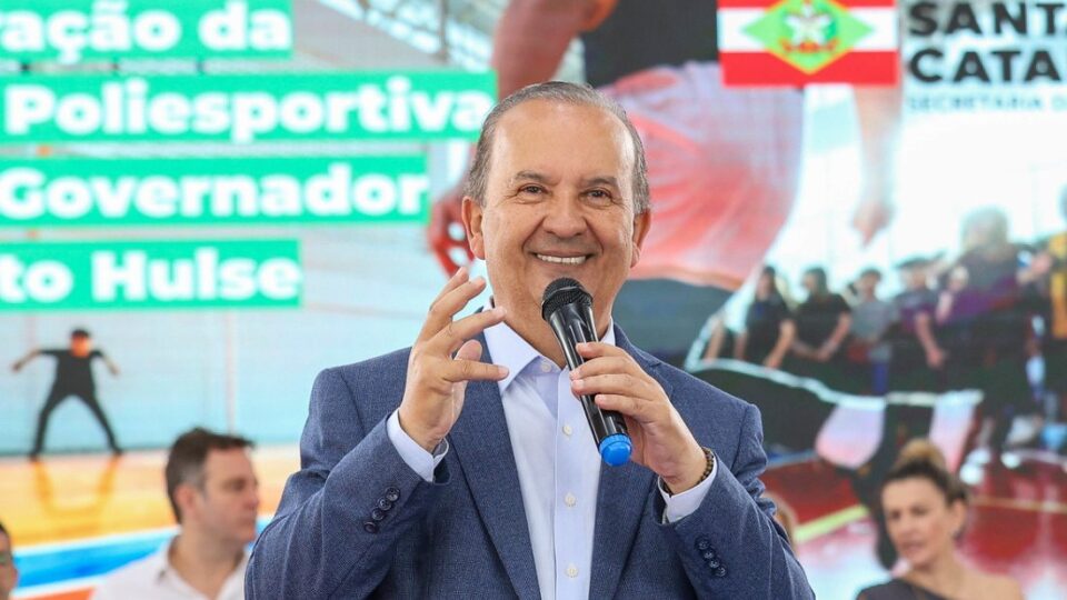 Jorginho Mello lidera pesquisa para o governo de Santa Catarina em 2026