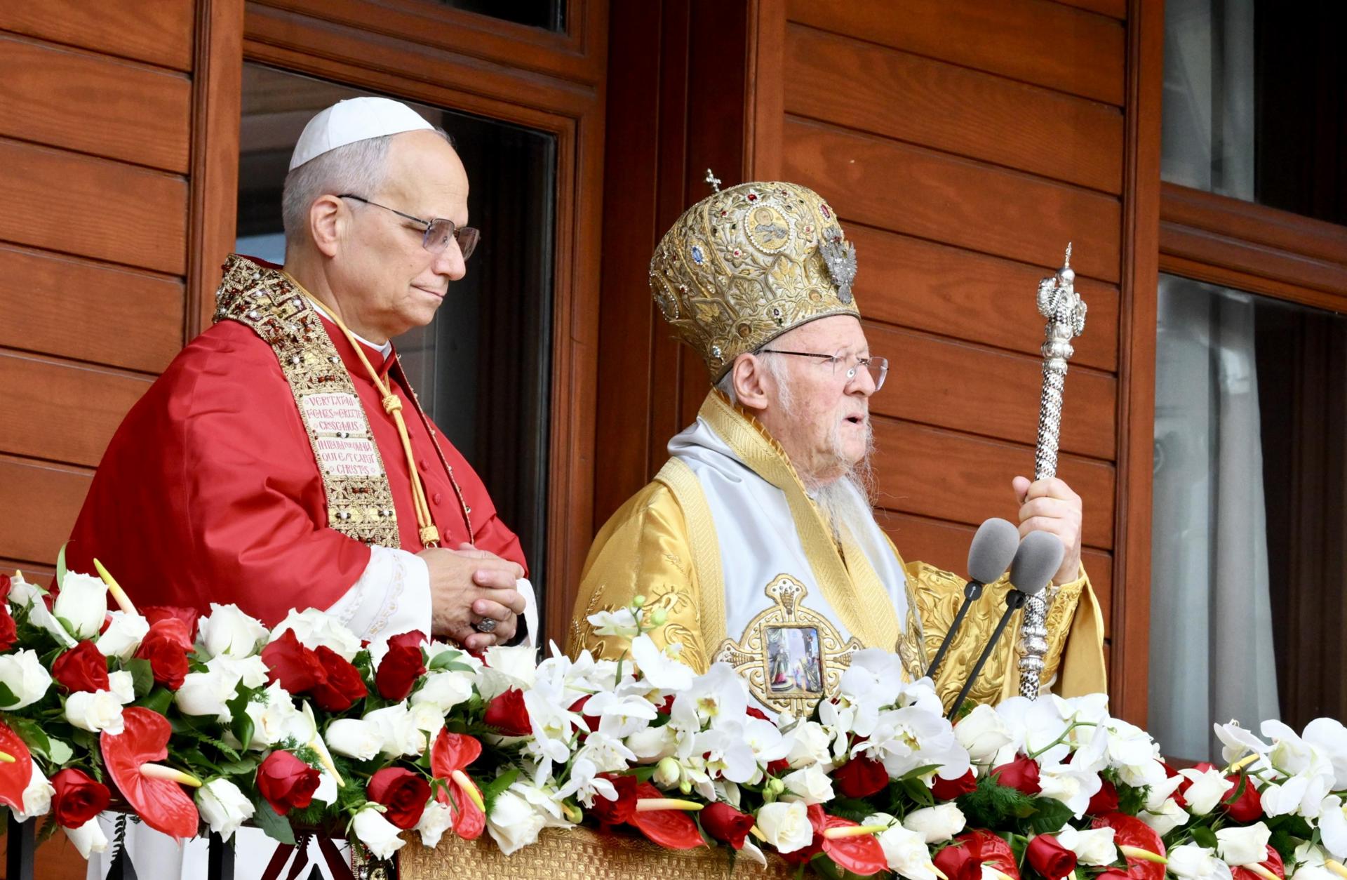 Encontro do papa Leão XIV com o patriarca ecumênico Bartolomeu I (principal referência simbólica das Igrejas Ortodoxas) reacende debates sobre unidade, tradição e o passado dividido da cristandade