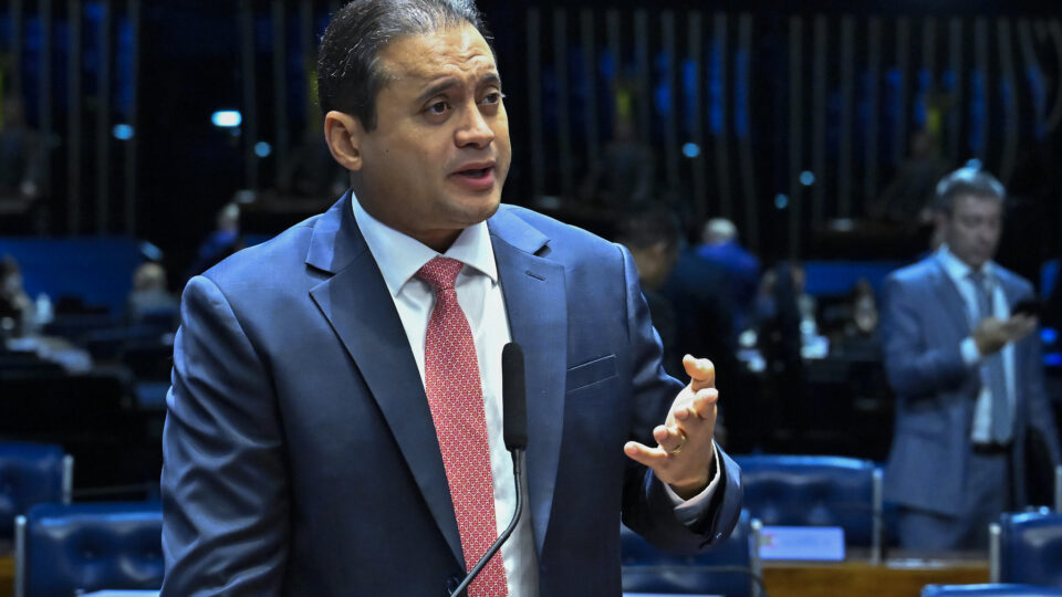 Relator atende Gilmar e endurece regras para abertura de impeachment