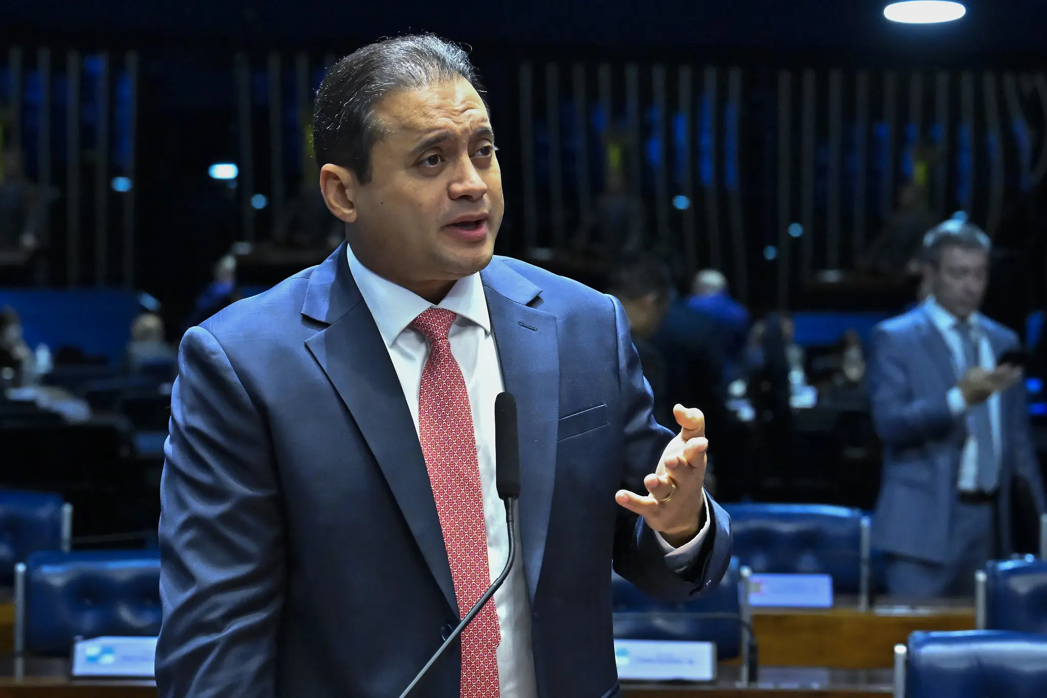 Relator atende Gilmar e endurece regras para impeachment