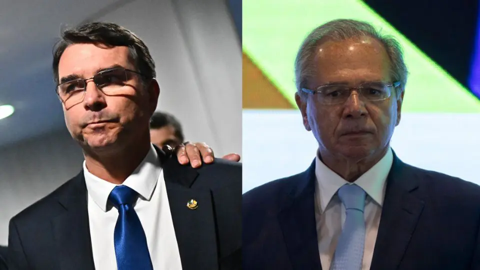 Senador Flávio Bolsonaro (PL-RJ) e ex-ministro da Economia Paulo Guedes.