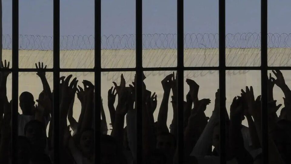 Lula sanciona lei que aumenta pena de estupro de vulneráveis para até 40 anos