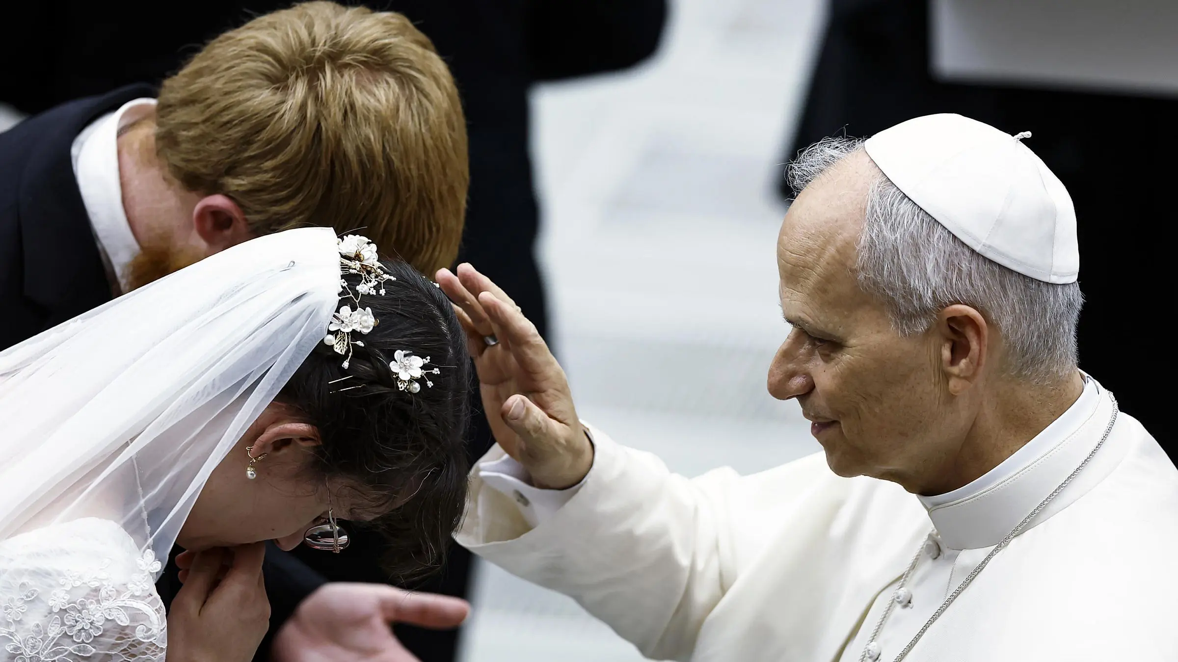 papa leao xiv recem-casados
