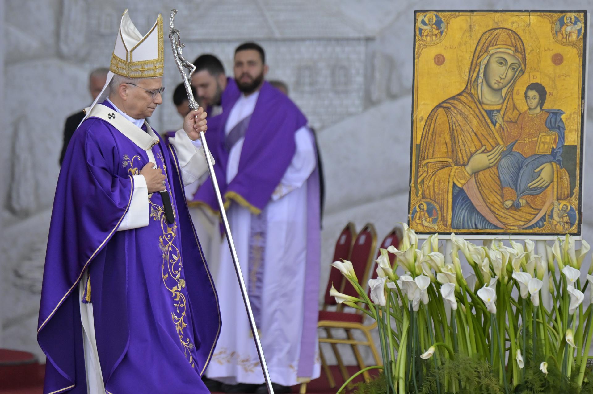 Artesanato brasileiro marca cerimônias conduzidas pelo papa Leão XIV.