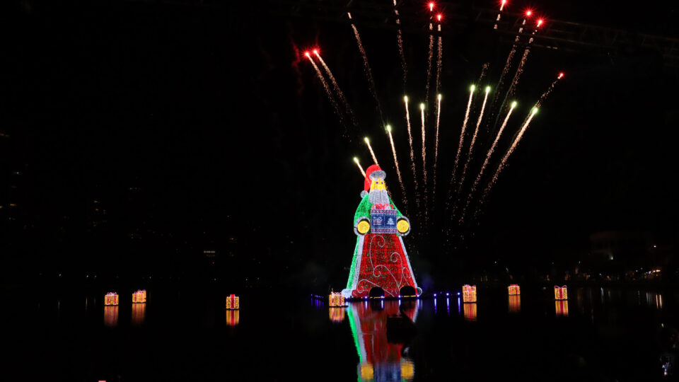 Paraná vira palco de Natal com Papai Noel gigante e show da Disney