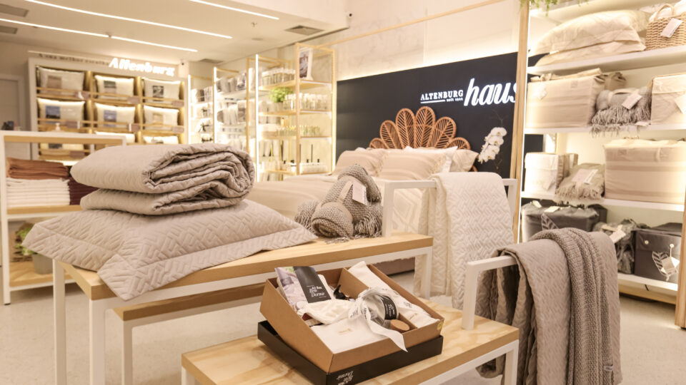Altenburg encerra 2025 com três novas lojas e amplia presença no varejo nacional