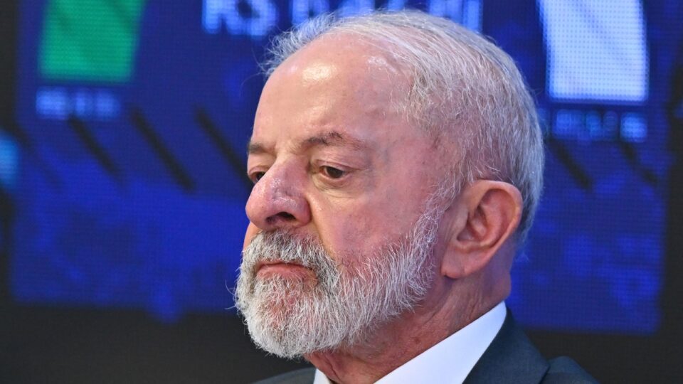 Esqueça Selic de um dígito: “kit reeleição” de Lula limita queda dos juros