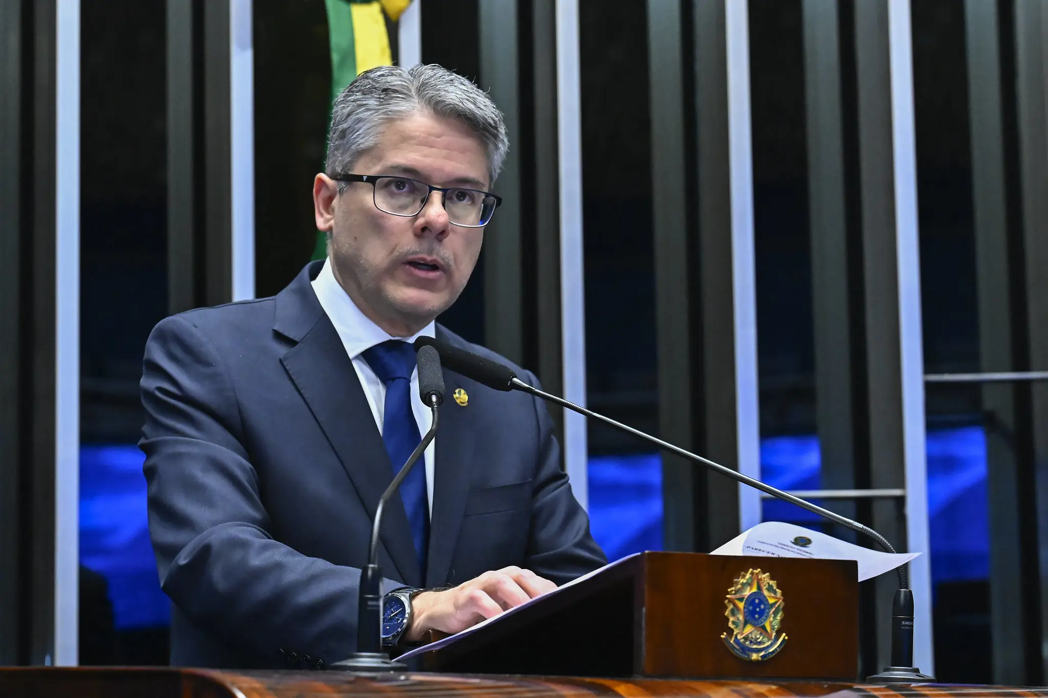 Senado aprova PL antifacção; texto volta à Câmara