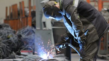 trabalho fabrica jornada 6x1