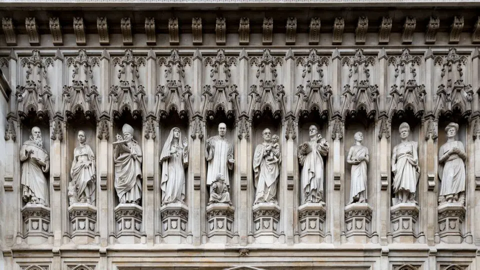 estátuas mártires abadia de westminster