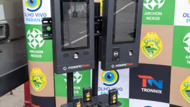 Câmeras inteligentes inauguram a nova fase do Olho Vivo, que amplia o uso de IA na segurança do Paraná.