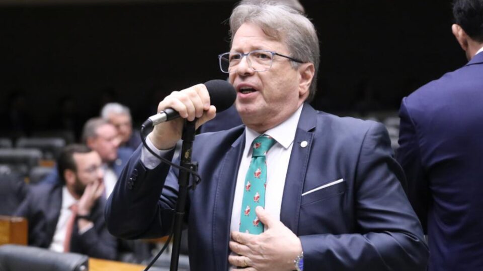 Vice-líder do PL é destituído do cargo por Sóstenes após apoiar suspensão de Glauber