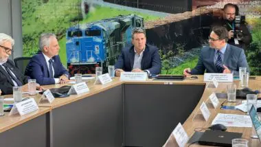 Secretário nacional de Transporte Ferroviário se comprometeu a incluir a contribuição dos estados no processo de concessão da Malha Sul.