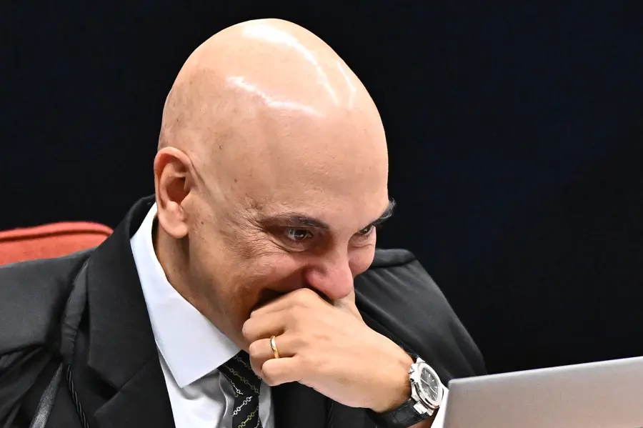 Alexandre de Moraes é relator da Execução Penal 149, da deputada federal Carla Zambelli (PL-SP)