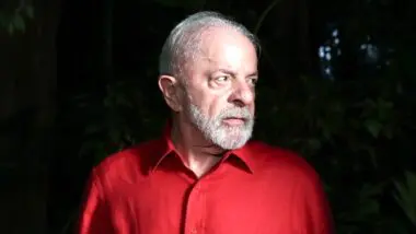 Lula e PT são contra privatizações e querem o Estado conduzindo a economia. Mas seu governo deixou os Correios em ruínas – e a conta provavelmente será paga pela sociedade.