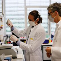 Laboratório de virologia na Alemanha: saber diferenciar entre possibilidade e probabilidade é a chave para não transformar prudência em alarmismo Imagem referente a matéria