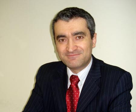 USP demite professor de Direito marxista acusado de assédio sexual contra alunos